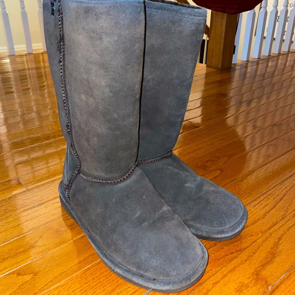 Charcoal Bearpaw Boots